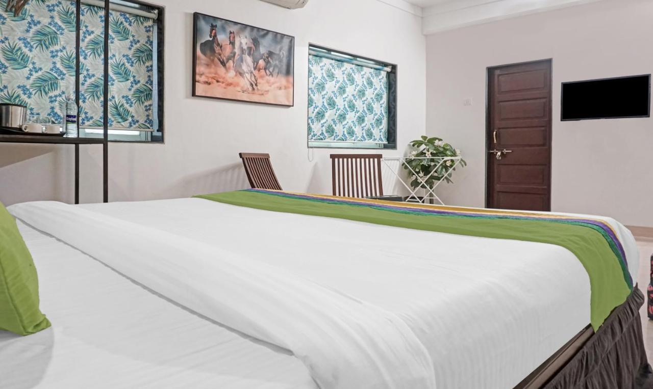 Mazzo Residency Bed and Breakfast Nagaon  Buitenkant foto